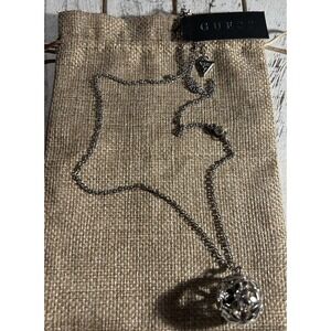 Guess "Pocketfull Of Posies" Silver Crystal Flower Ball Pendant Floral Necklace